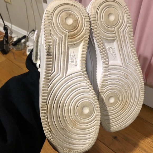 Nike Air Force 1’s Mid - Picture 5 of 6